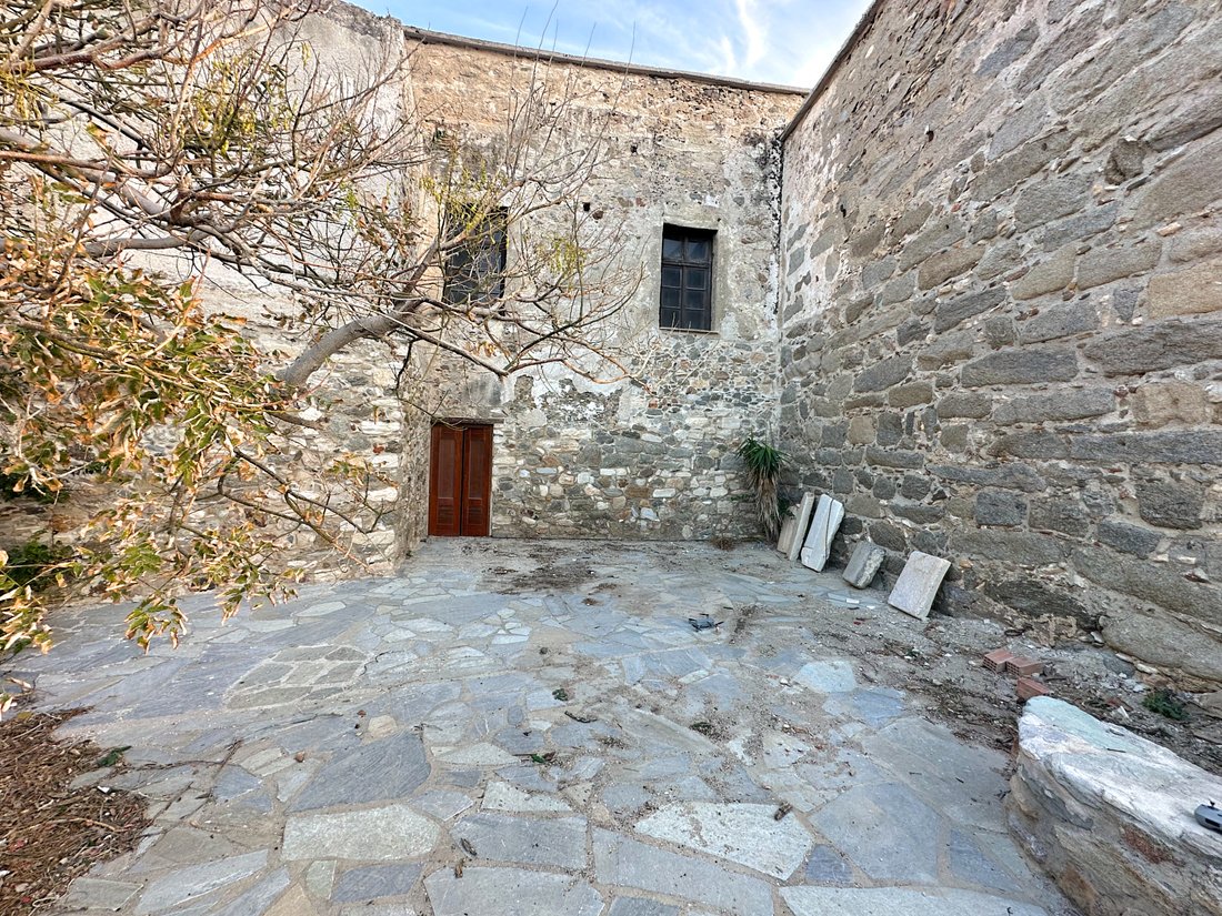 A Venetian Duke’s Legacy: Naxos Kastro’s Crown Jewel Awaits