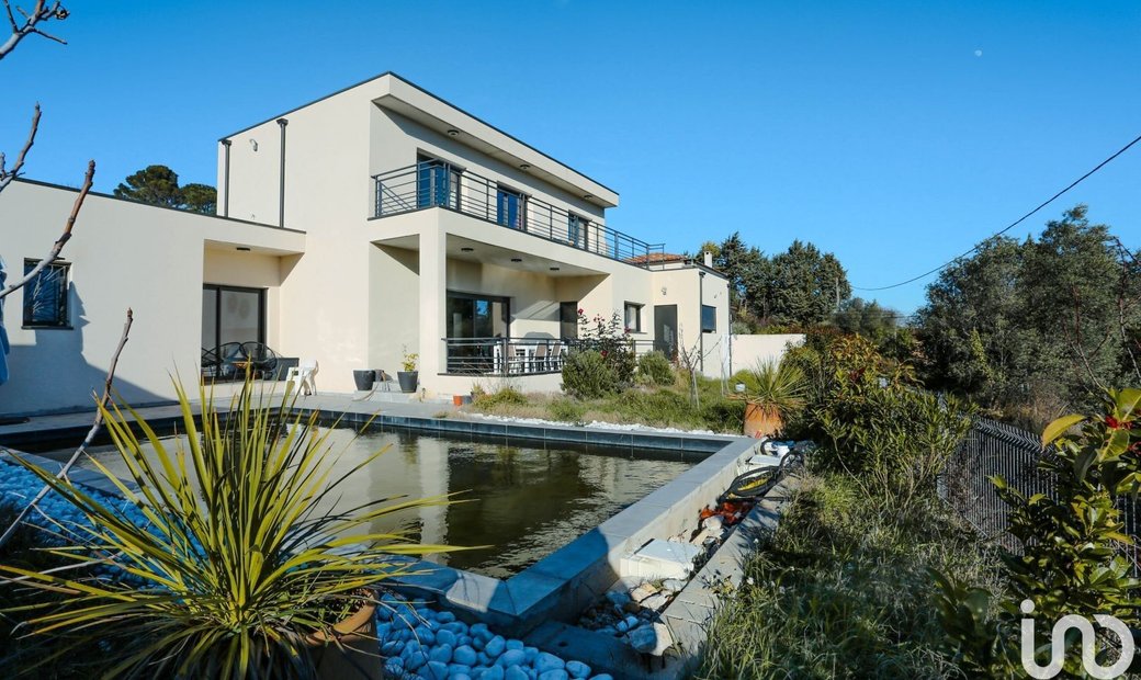 Vente Maison/Villa 6 Pièces In Rochefort Du Gard, Occitanie, France For
