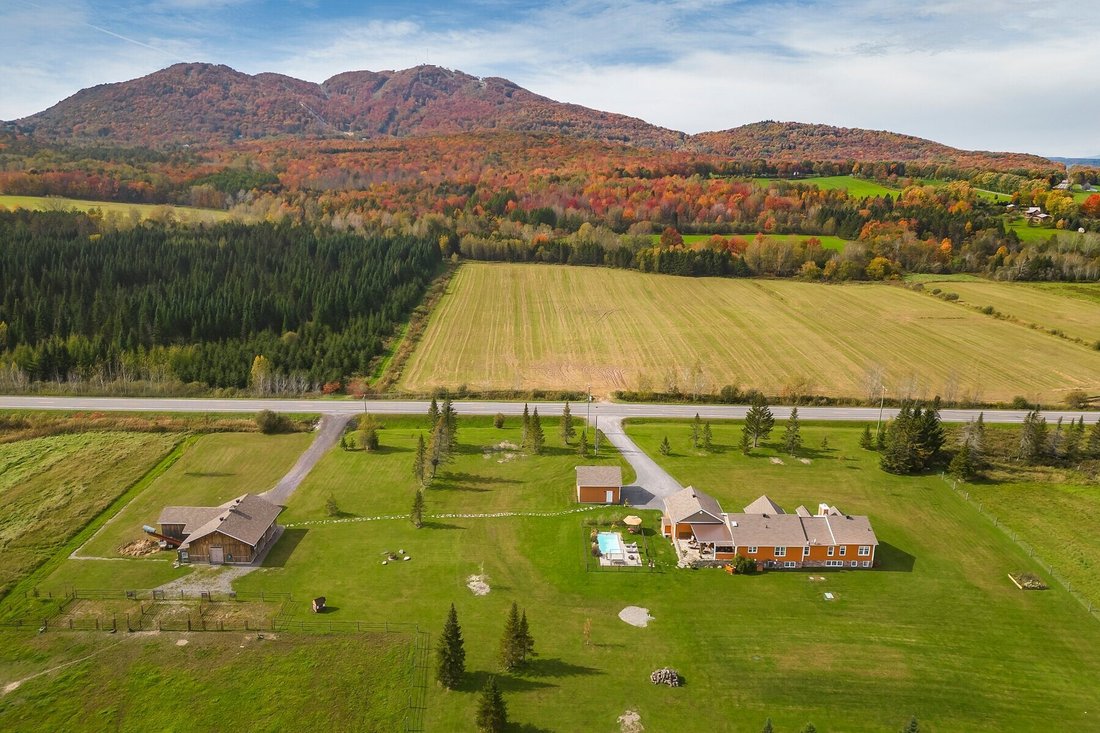 Lac Brome, Estrie In Lac Brome, Quebec, Canada For Sale (13419638)