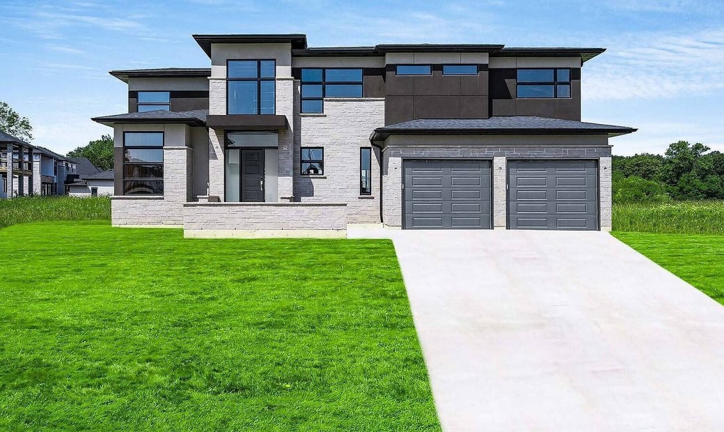 25 Harmony, La Salle Ontario In La Salle, Ontario, Canada For Sale