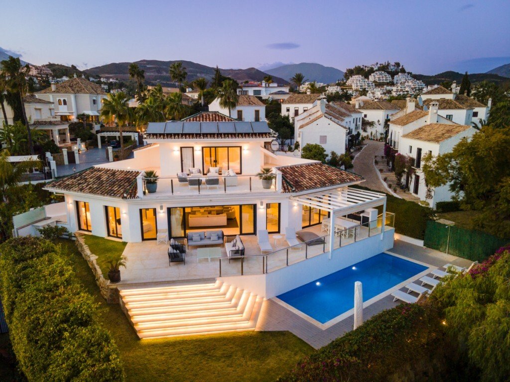 Villa in Puerto Banus, Marbella, Spain 2 - 13423619