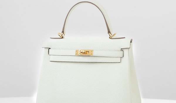 HERMÈS Kelly 25 Togo Leather Handbag - Mushroom with Gold Hardware (13424145)