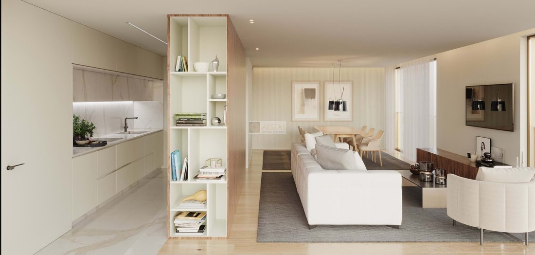 Apartment in Mafamude e Vilar do Paraiso, Porto District, Portugal 1 - 13420450