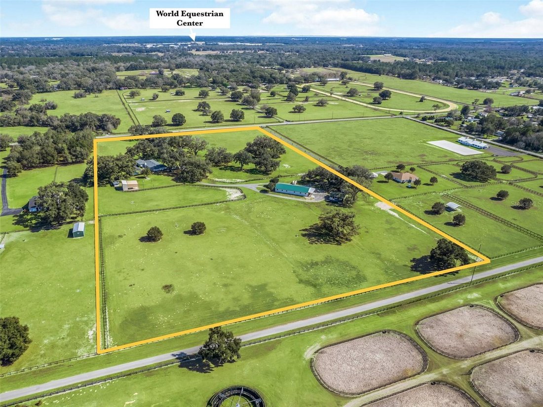 Remodeled Ranch Home On A 20 Acre Farm In Ocala, Florida, United States