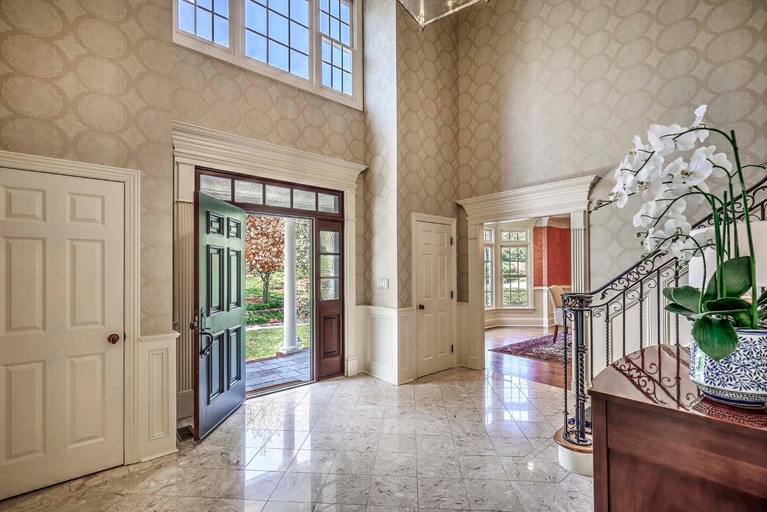 Incredible Colonial With Luxurious In Bernardsville, New Jersey, United