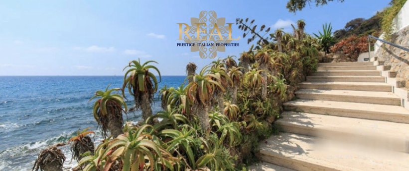 Villa in City Center, Ventimiglia, Liguria 4 - 13424582