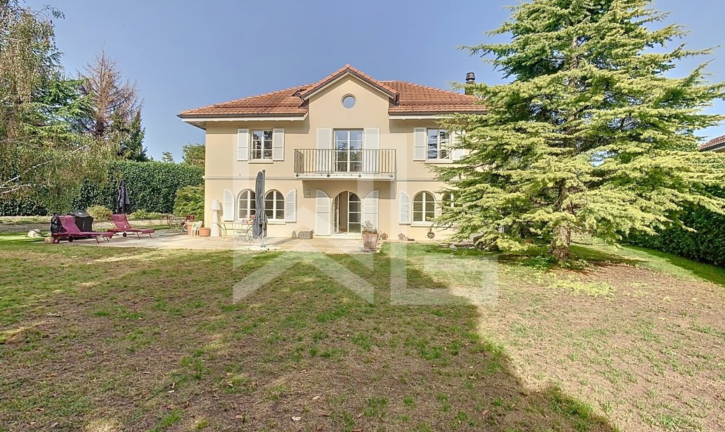 Jolie Villa Très Lumineuse Quartier Calme In Gingins, Vaud, Switzerland