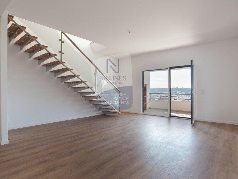 Penthouse T3+1 Colinas Do Cruzeiro Odivelas In Odivelas, Lisbon