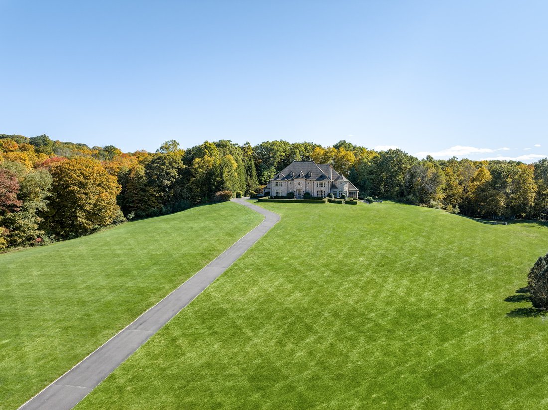 7 Equestrian Ridge In Newtown, Connecticut, United States For Sale (13425016)
