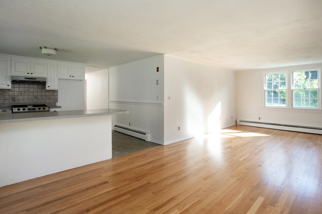 409 Buckskin Path In Barnstable, Massachusetts, United States For Sale