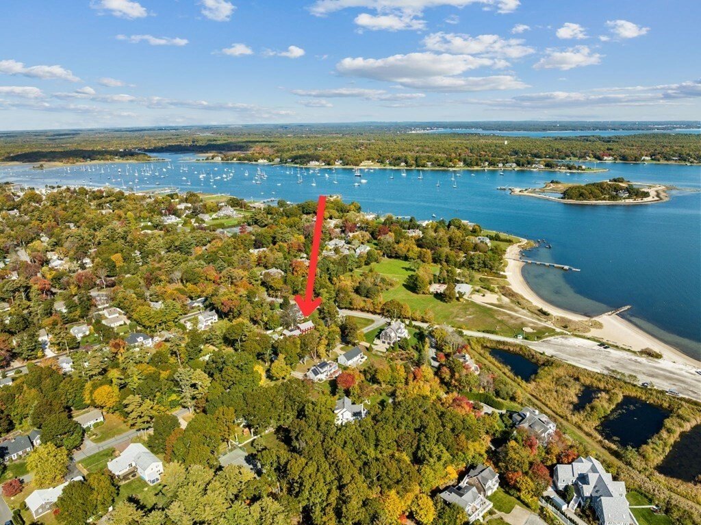 6 Bedrooms Single Family Detached In Marion, Massachusetts, United