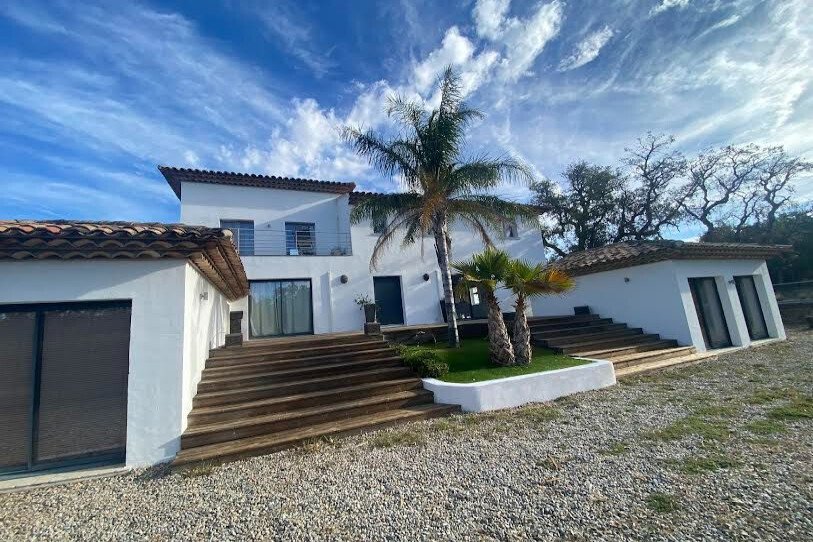 Vente In Le Plan De La Tour, France For Sale (13425422)