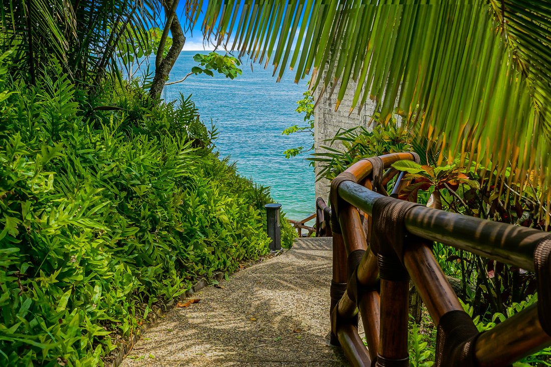 Direct Beach Facing Lot For Sale In El Paredón, In Mismaloya, Jalisco