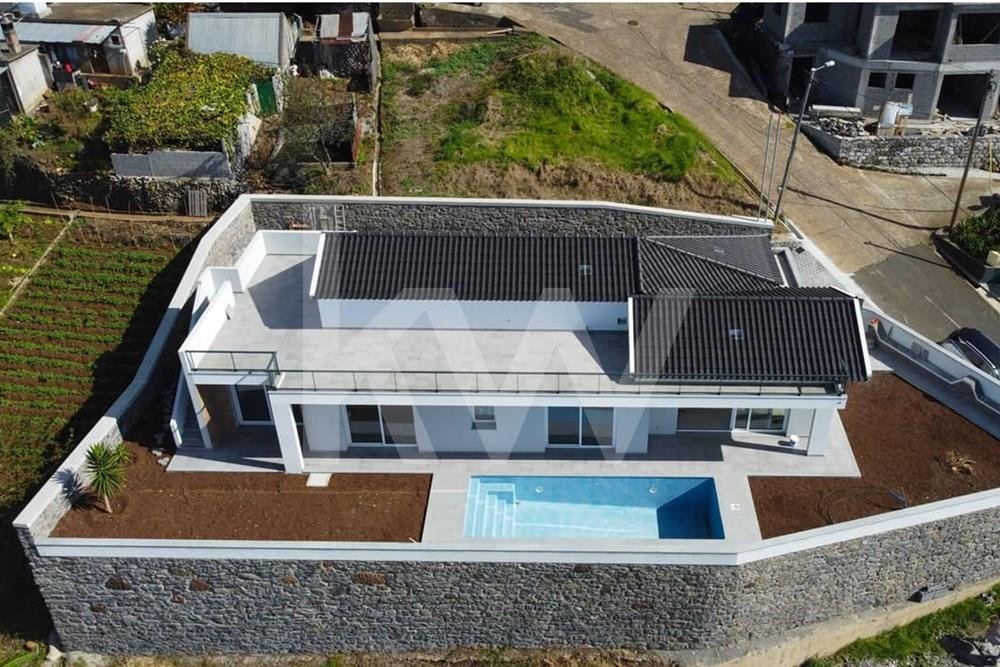 Moradia T3+1 Com Piscina Vista Mar Ponta De In Canhas, Madeira, Portugal For Sale (12504999)