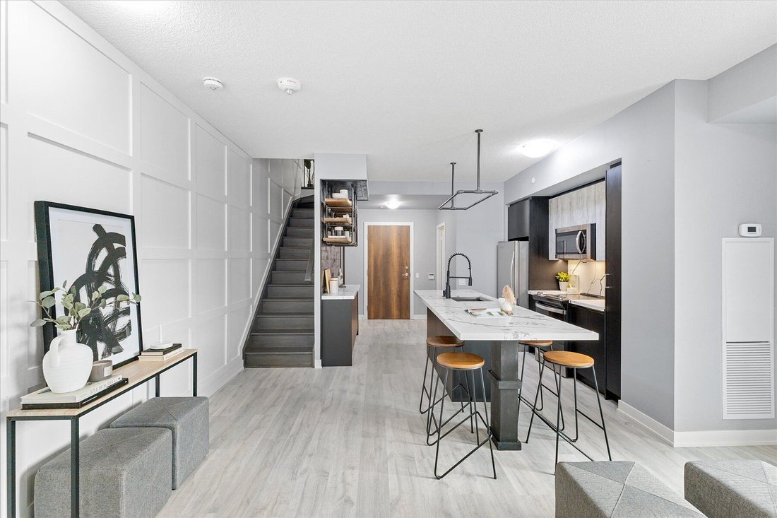 Mimico In Toronto, Ontario, Canada For Sale (13424701)