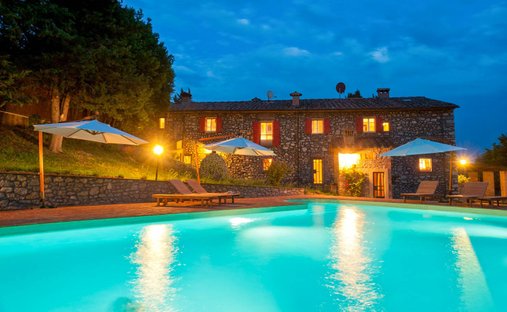 Casa di campagna a Montecatini Val di Cecina, Toscana, Italia 1