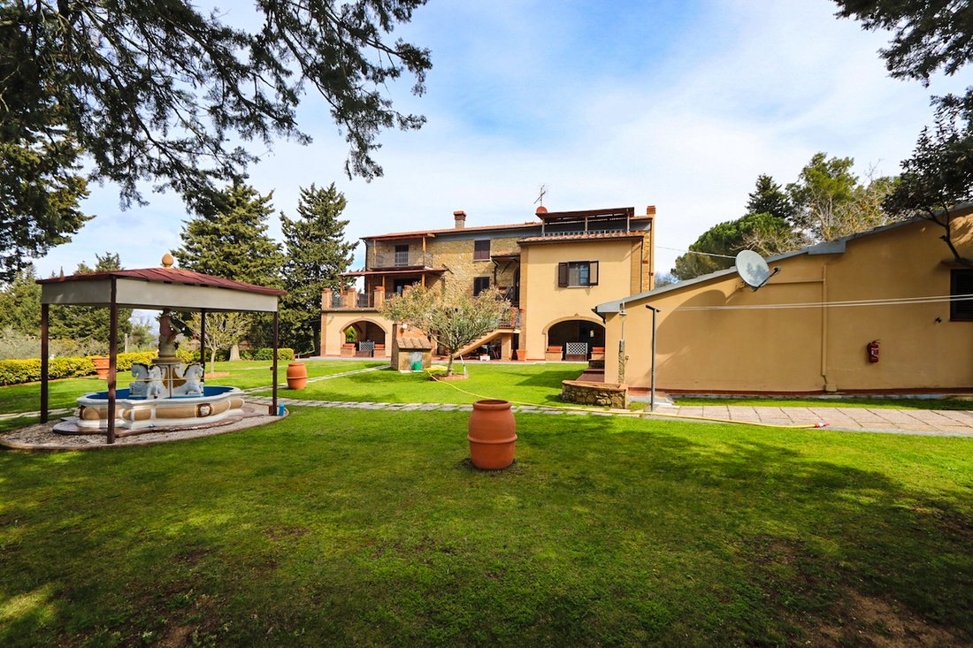 Casa di campagna a Guardistallo, Toscana, Italia 1 - 13429015