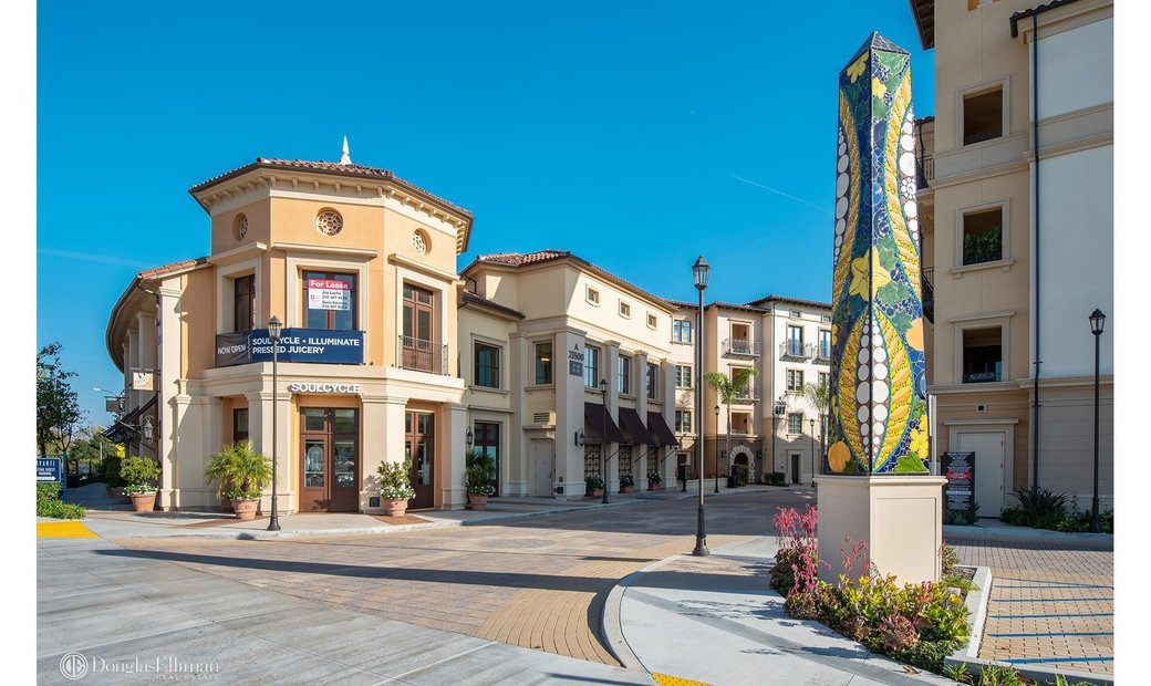 Condo Calabasas In Hidden Hills, California, United States For Sale