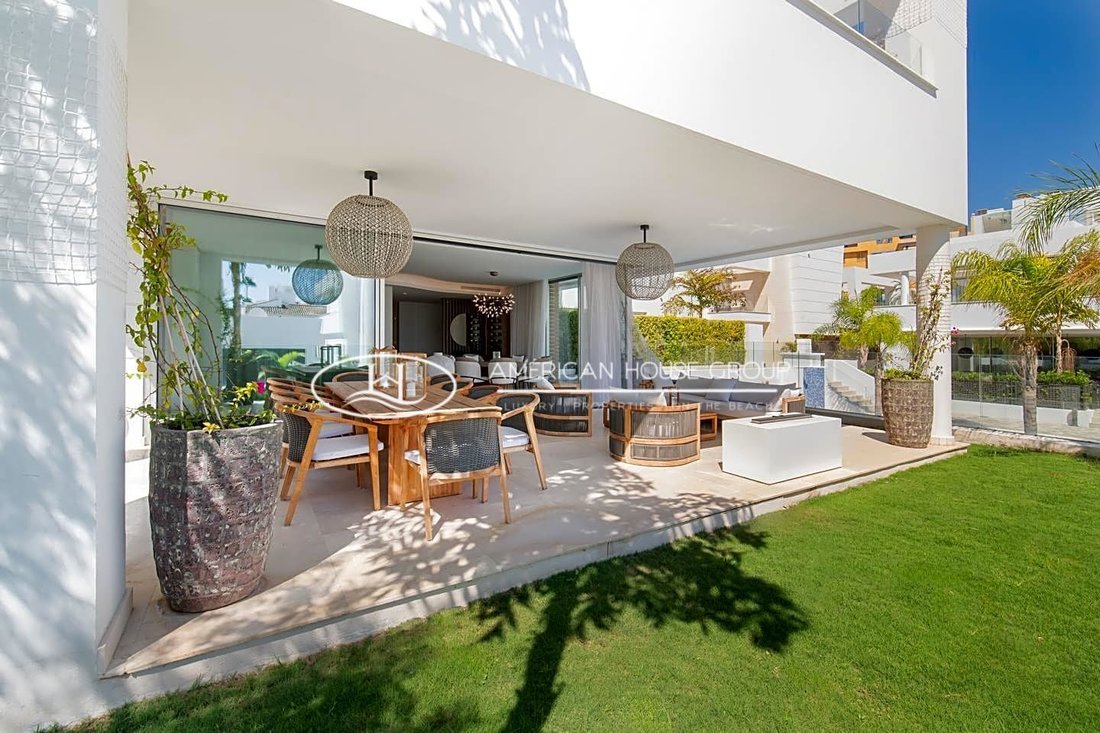Villa a San Pedro de Alcántara, Andalusia, Spagna 4 - 13432956