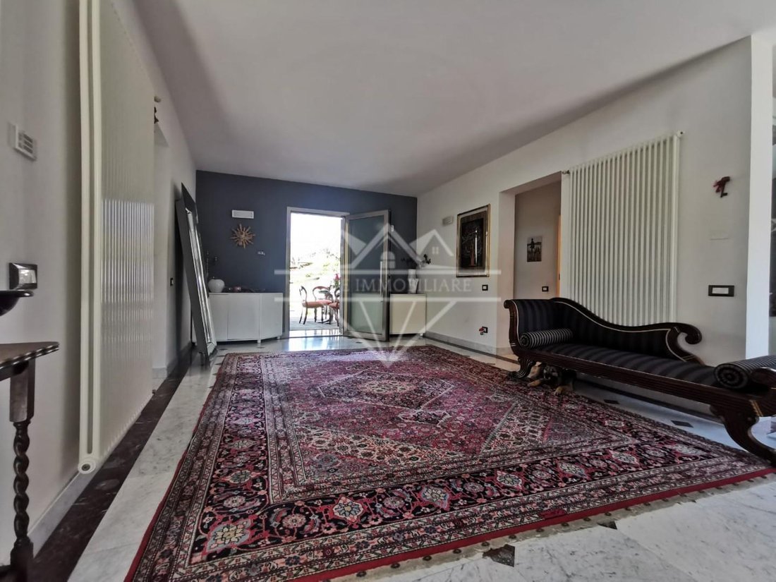 Villa in Marina di Carrara, Tuscany, Italy 4 - 13028086