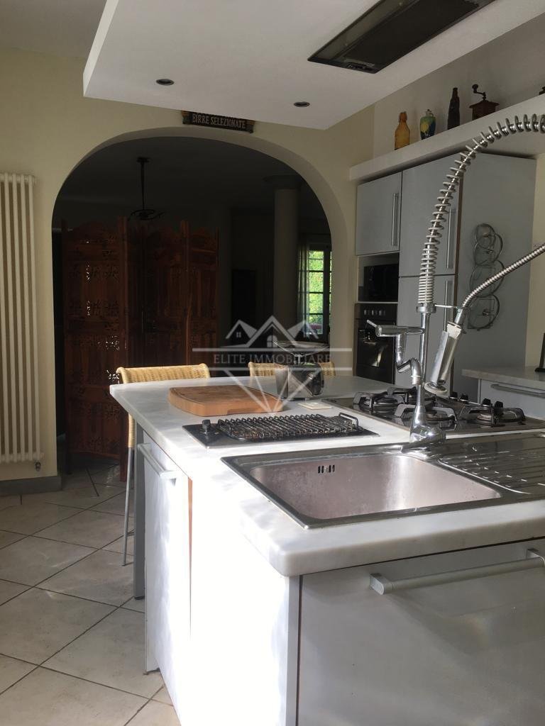 House in Marina di Carrara, Tuscany, Italy 5 - 13319827