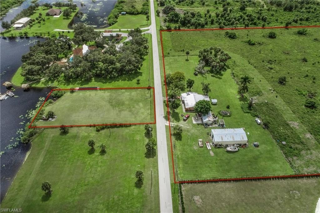 21 Acres Full Of Possibilities In Alva, Florida, United States For Sale