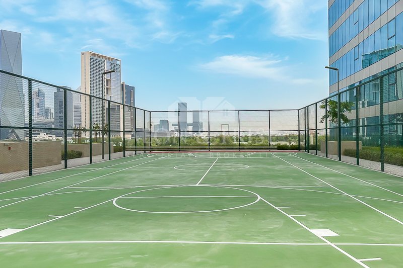 Apartment in Naif, Dubai, United Arab Emirates 2 - 13430661