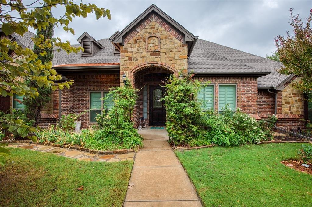 4 Bedrooms Single Family Detached In Haslet, Texas, United States For