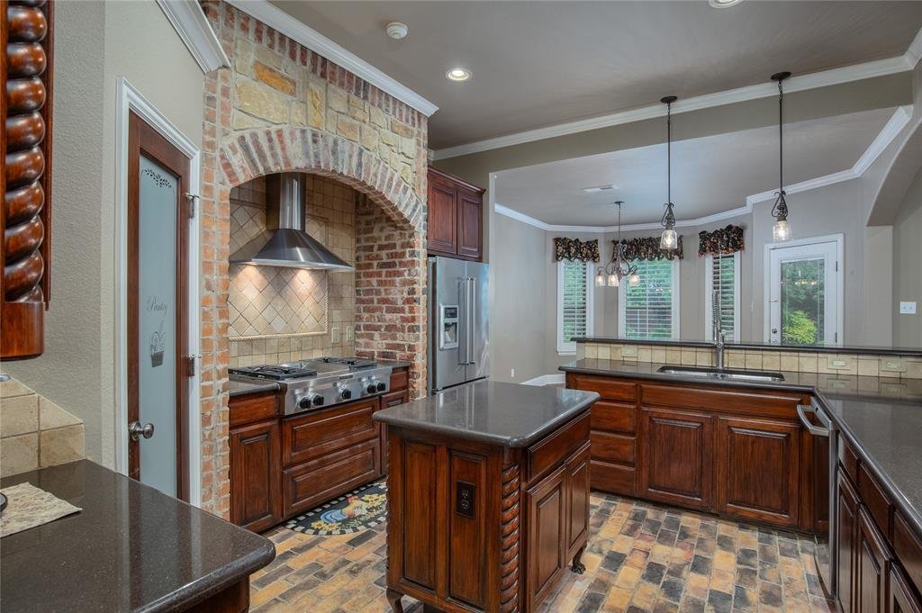 4 Bedrooms Single Family Detached In Haslet, Texas, United States For