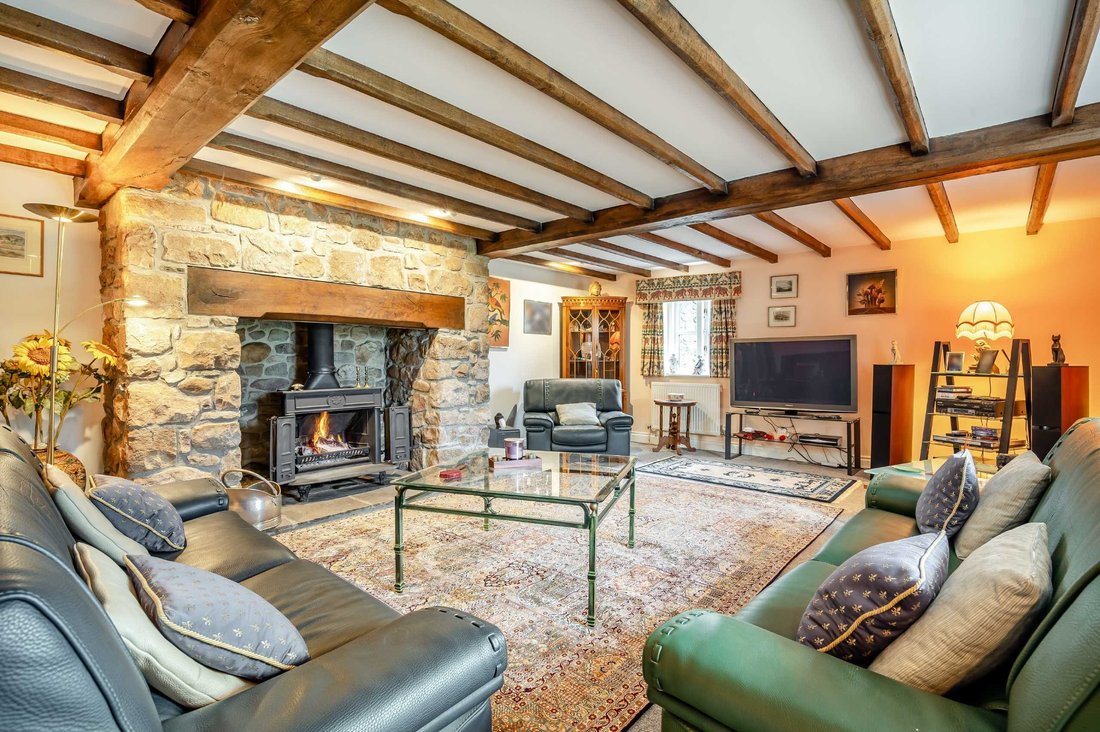 5 Bedroom Detached House For Sale In Usk In Usk, Wales, United Kingdom