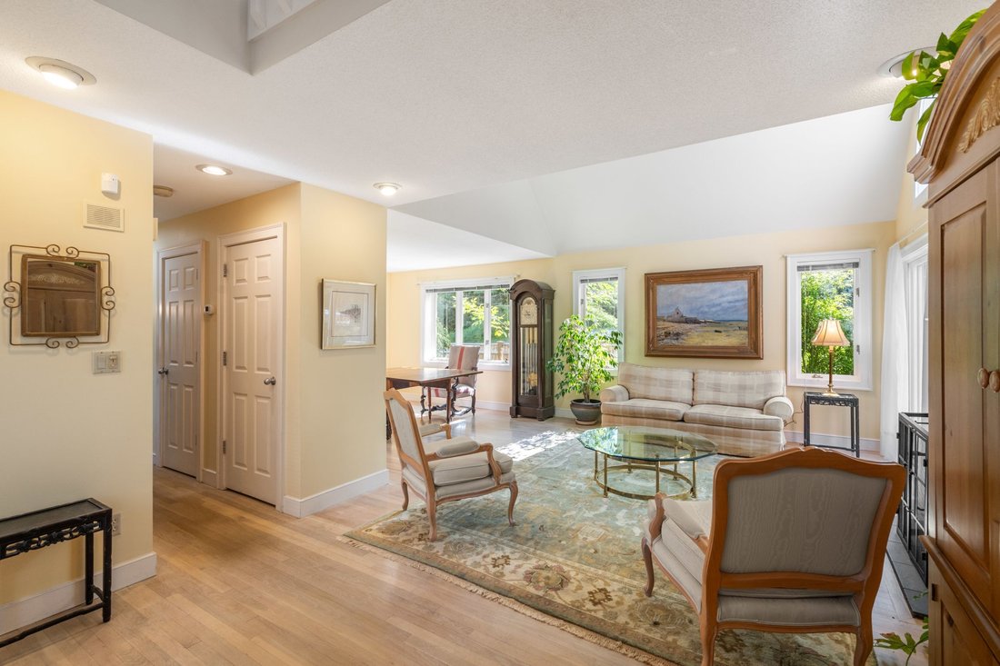 100 Pond Street, Cohasset, Ma, 02025 In Cohasset, Massachusetts, United