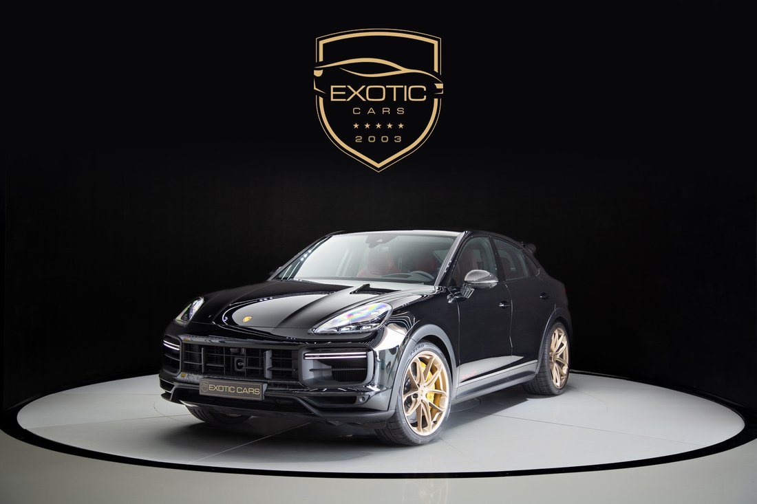 Suv in Dubai, Dubai, United Arab Emirates 1 - 13437498