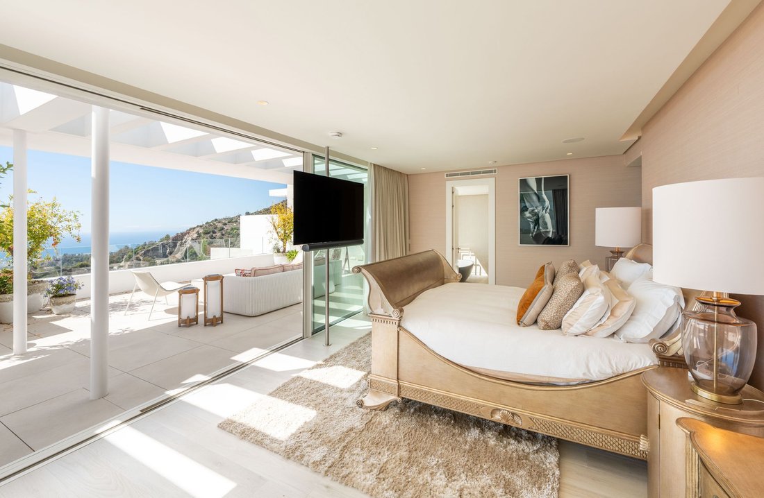 Penthouse in Marbella, Andalusia, Spain 1 - 13436023