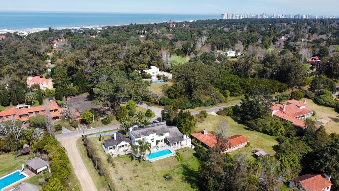 Villa In Rincón Del Indio, 5 In Punta Del Este, Maldonado Department