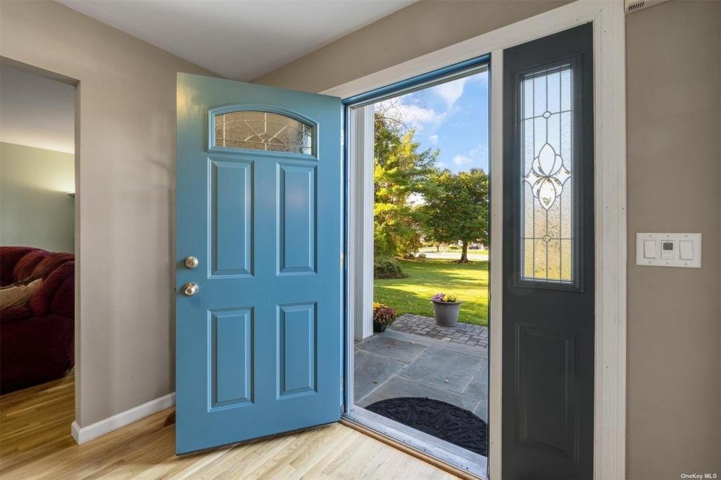 Perfect Expanded Colonial Style Home In Commack, New York, United