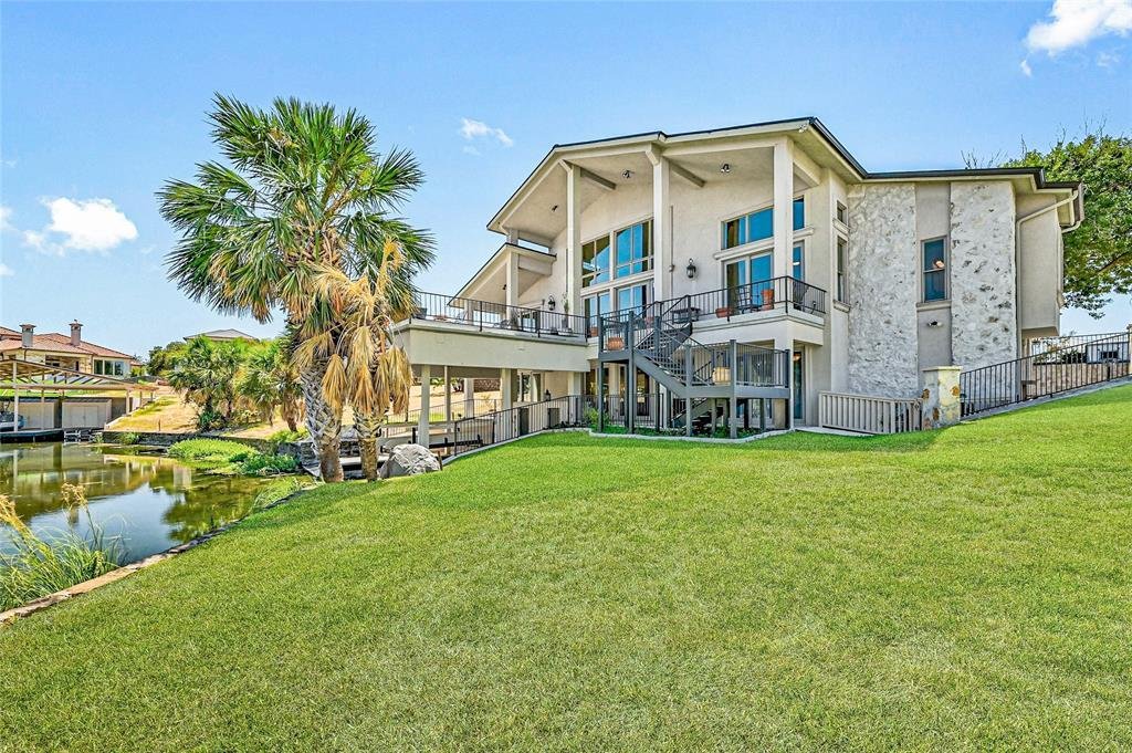 Rare Lakefront Double Lot In Horseshoe Bay, Texas, United States For