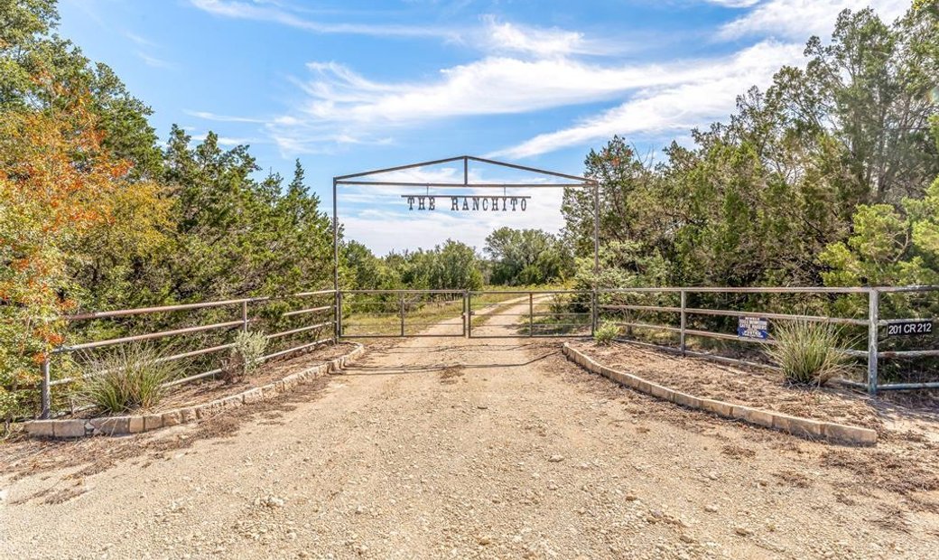 The Ranchito Your Own 123 Acre Getaway In Hico, Texas, United States