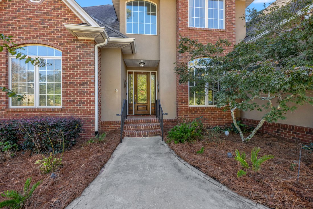 4 Bedrooms Single Family Detached In Thomasville, United