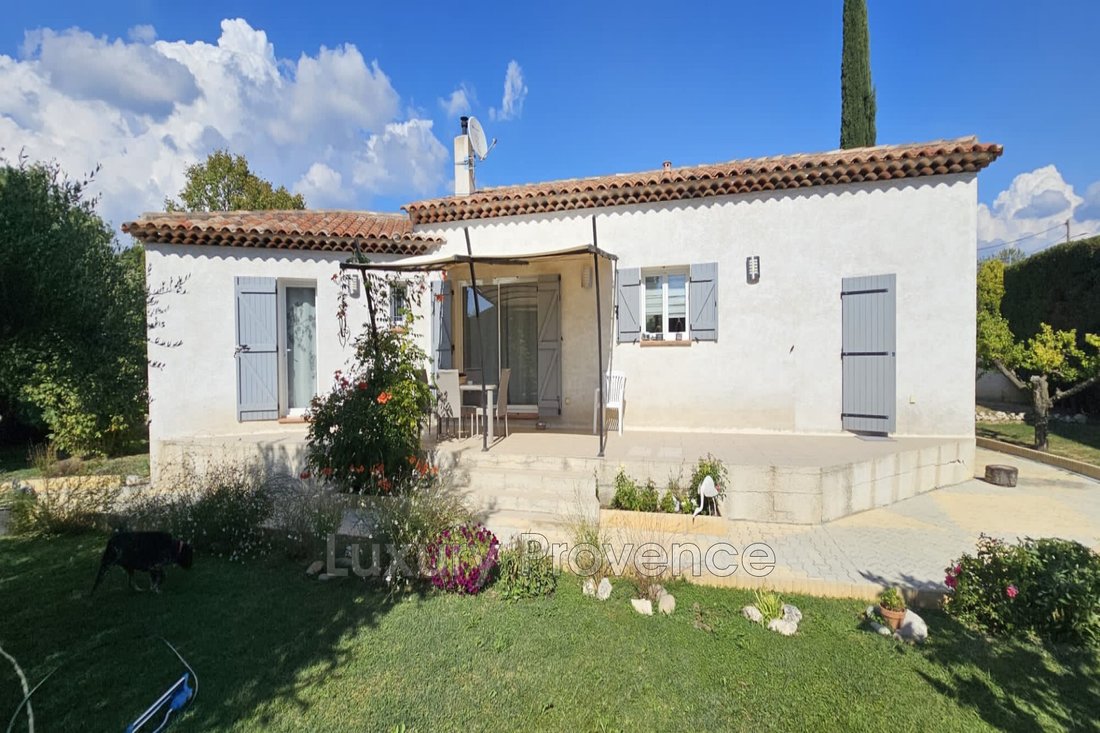 Vente Maison Récente 3 Pièce(s) In Bouc Bel Air, France For Sale (13433640)