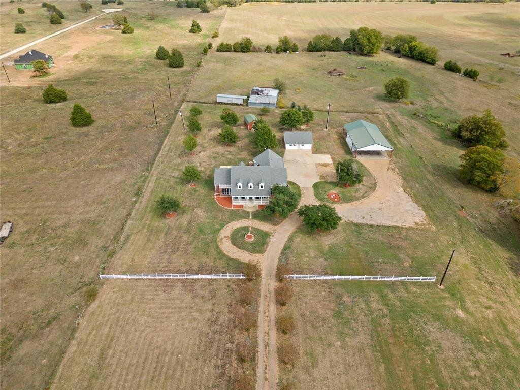 4 Bedrooms Farm/Ranch In Wills Point, Texas, United States For Sale