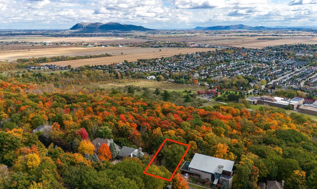 Saint Bruno De Montarville, Qc In St Bruno De Montarville, Quebec, Canada For Sale (13437267)