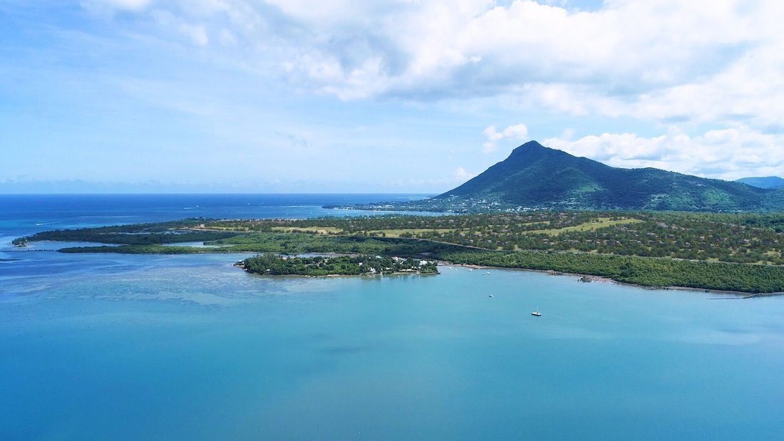 Apartment in Black River, Rivière Noire District, Mauritius 3 - 13438469