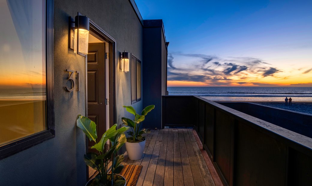 Oceanfront In Stinson Beach In Stinson Beach, California, United States