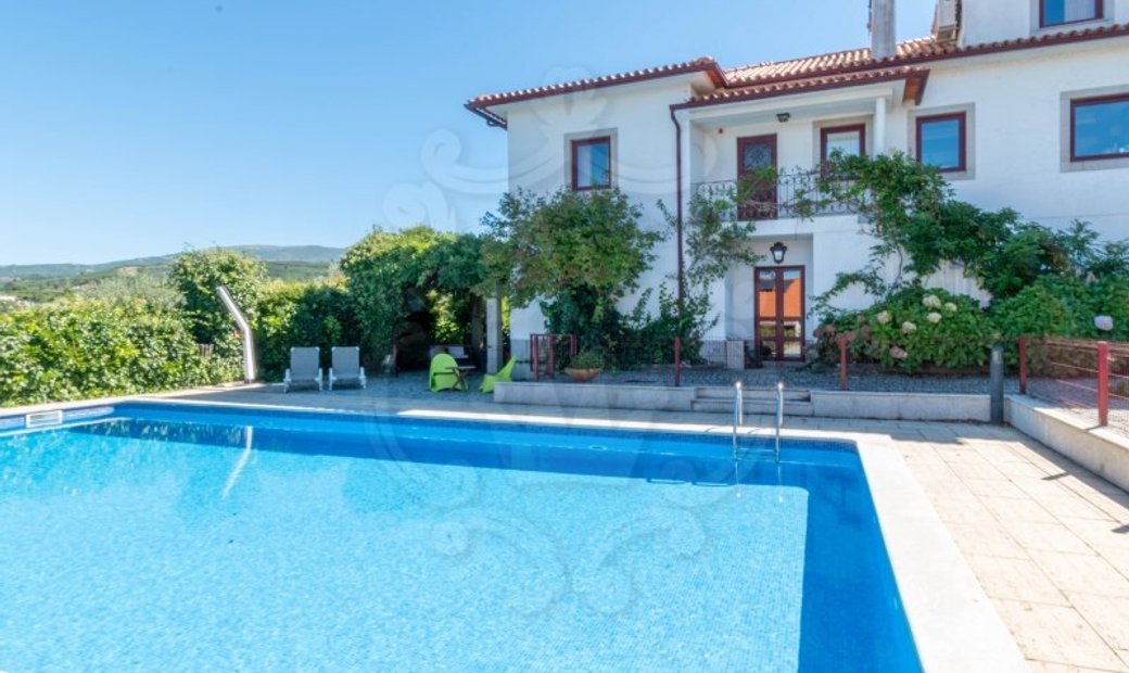 Farm 12 Bedrooms Sale Gouveia In Gouveia, Guarda District, Portugal For