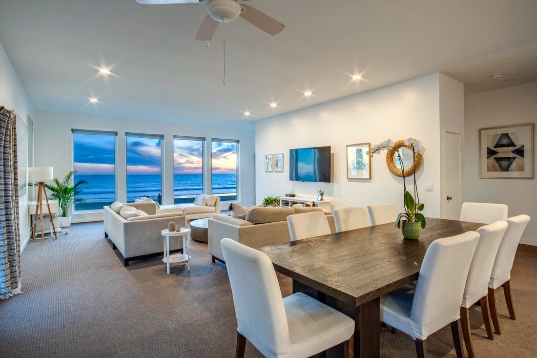 Oceanfront In Stinson Beach In Stinson Beach, California, United States