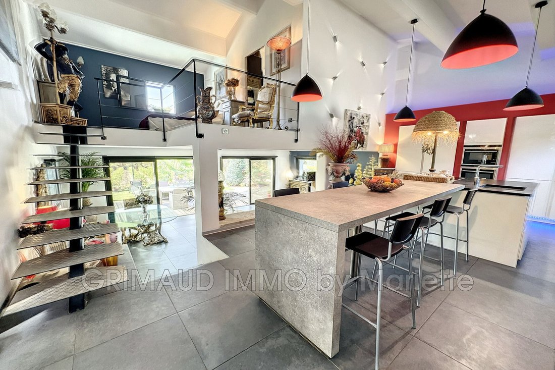 Villa in Le Plan-de-la-Tour, Provence-Alpes-Côte d'Azur, France 4 - 13383249