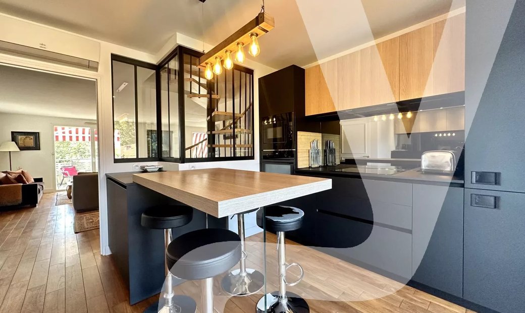 Fréjus Apartment In Fréjus, Provence Alpes Côte D'azur, France For Sale