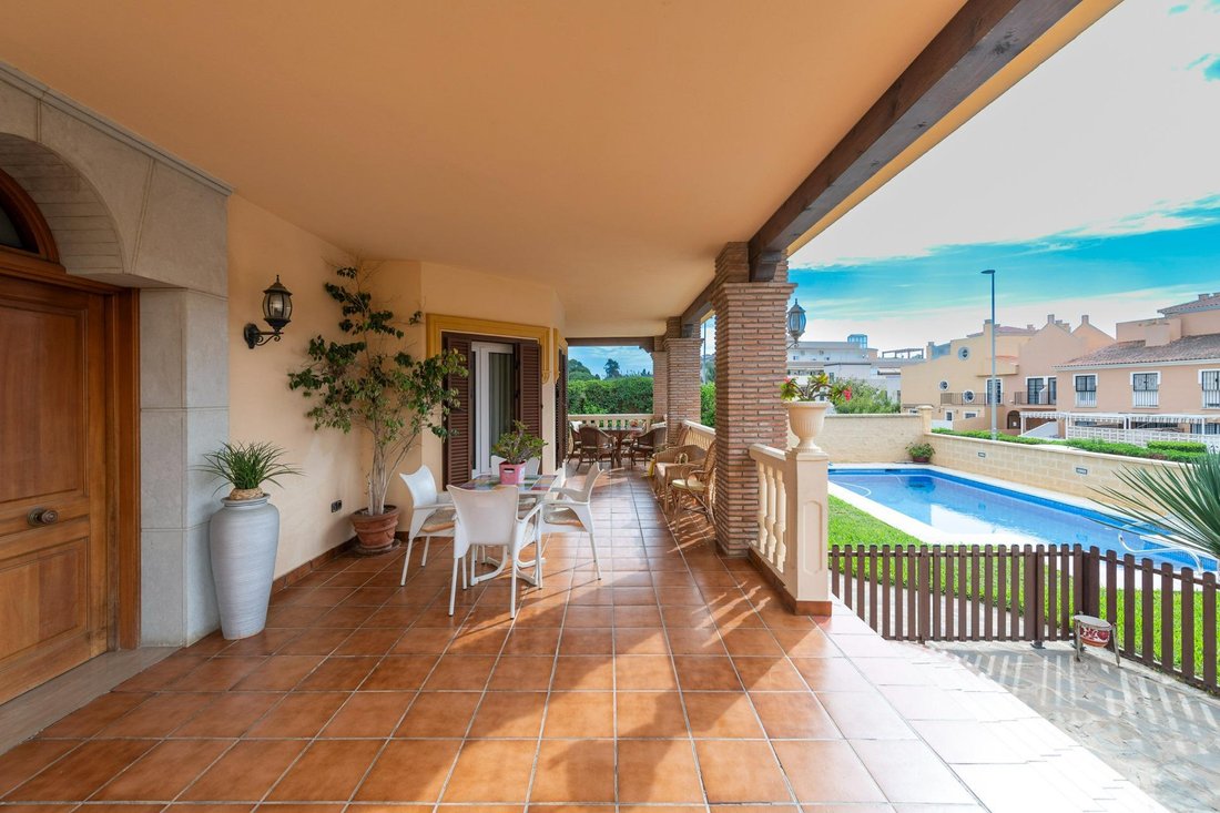 Villa in Rincon de la Victoria, Andalusia, Spain 3 - 13439547