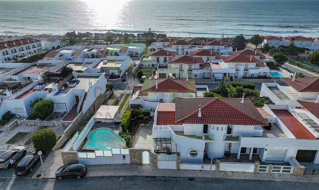 House 5 Bedrooms Ericeira, A Casa Das Casas In Ericeira, Lisbon