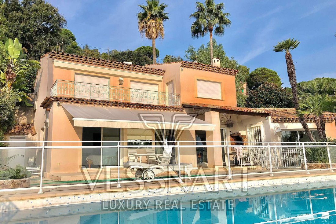 Villa in Centre, Vallauris, France 5 - 13439223